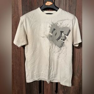 Men’s Medium DC White T-Shirt